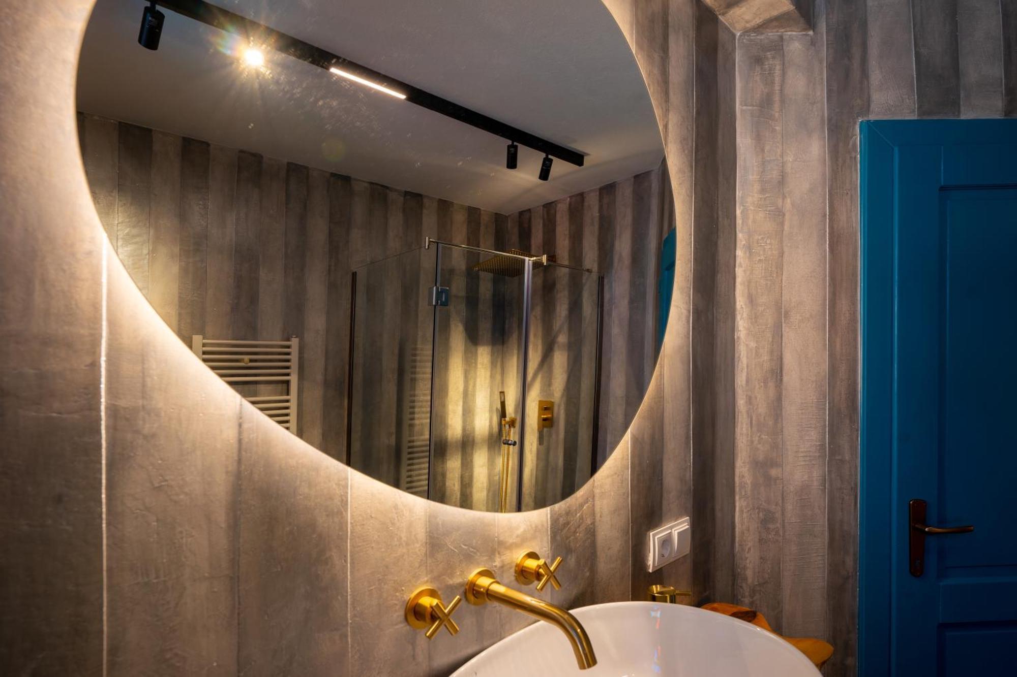 Blue House Citadel Elite Sighisoara Apartment Екстериор снимка