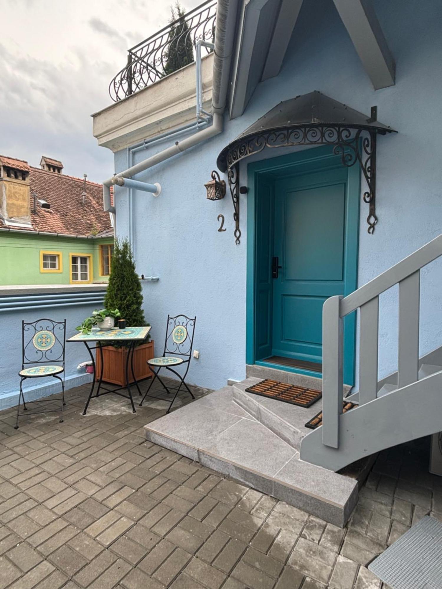 Blue House Citadel Elite Sighisoara Apartment Екстериор снимка